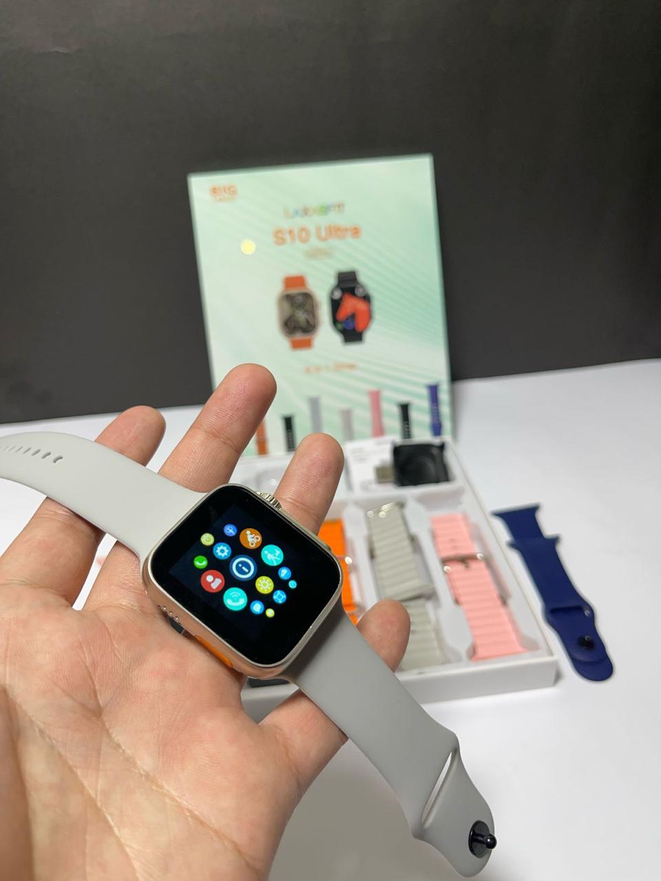 8+1 SMART WATCH ULTRA 9